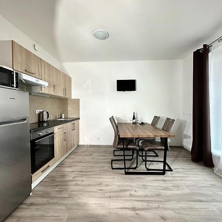 Sky Apartments 509 Plzeň Kültér fotó